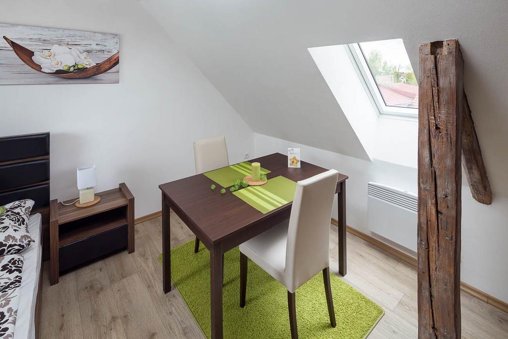 Apartmany Pod Namestim Telč Exteriör bild